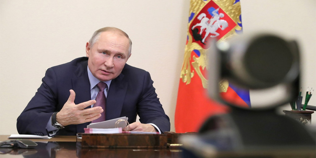 В._Путин_на_совещании_Совета_Безопасности