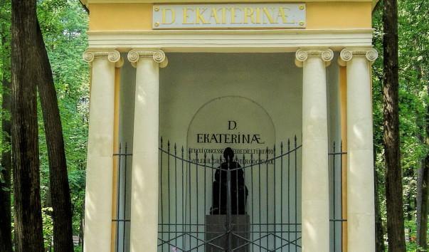 Храм Екатерины в Архангельском