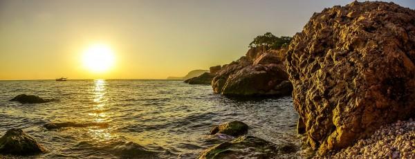 Закат в море Крым