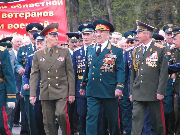 kakie-polozheny-lgoty-voennym-pensioneram.jpg
